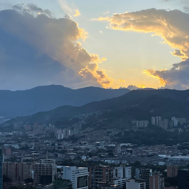 Travel Diary 1: Medellín